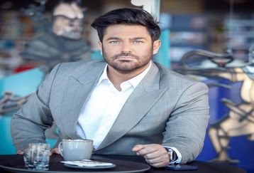 سلفی محمدرضا گلزار و خواهرزاده هایش/ آقای سلبریتی از خواهرزاده هایش هم جوانتر شد+عکس