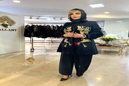 سلفی جدید نیوشا ضیغمی تغییرات جدید چهره خانم بازیگر را لو داد | نیوشا ضیغمی با قیافه مد روز +عکس