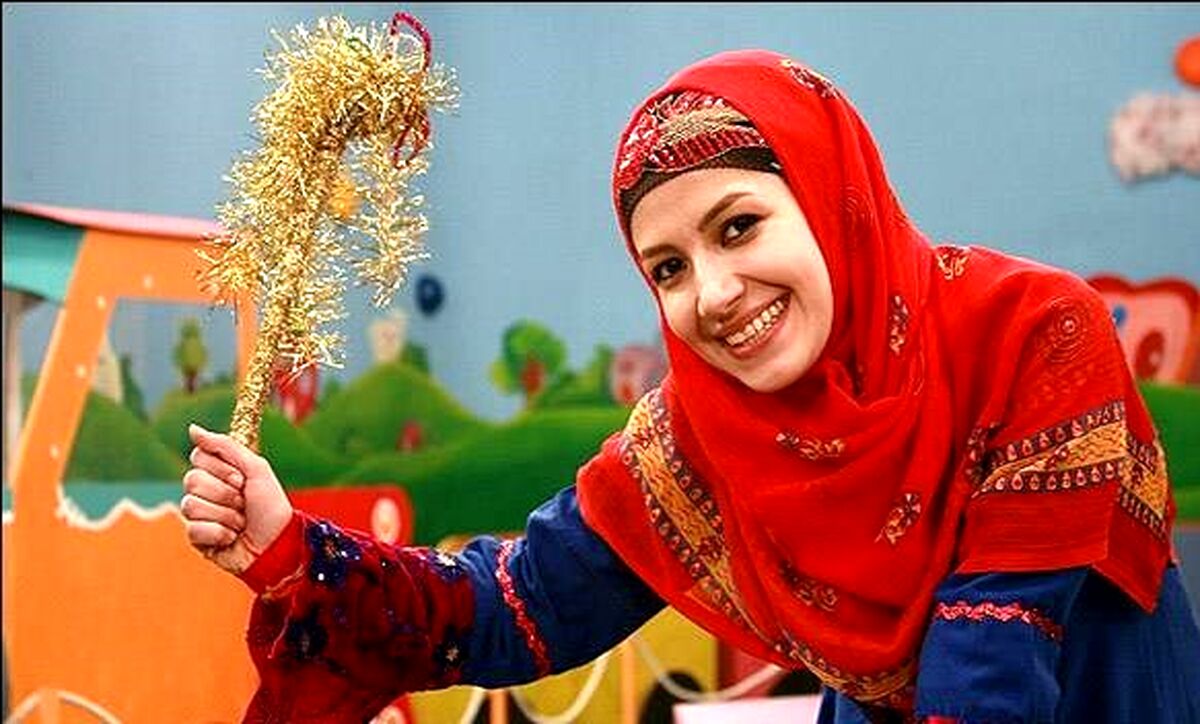 برف بازی خاله شادونه به همراه مادرش | مادر جوان ملیکا زارعی با تیپ روسی از دخترش جلو زد + عکس