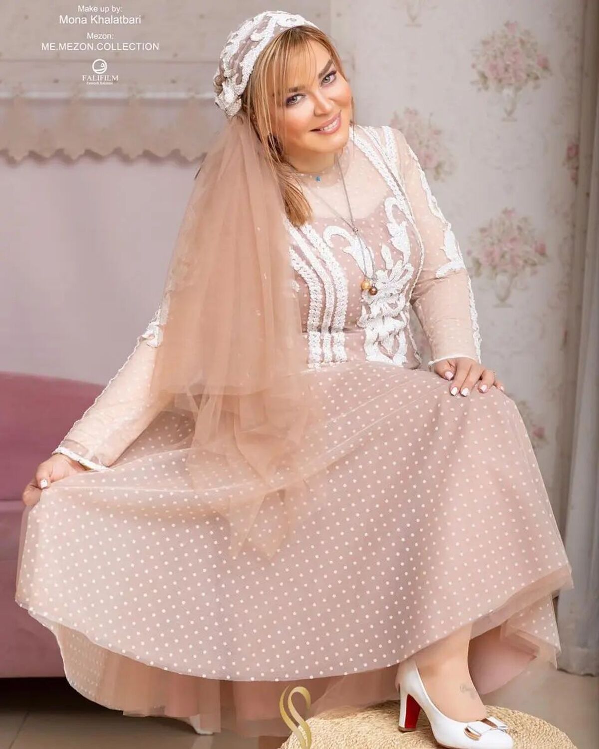 حاشیه سازی جدید بهاره رهنما با لباس و کفش سیندرلایی+عکس