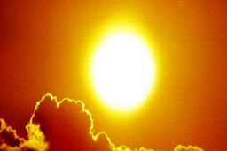 تهرانی ها سه شنبه این هفته بیرون نروند | افزایش سطح اشعه فرابنفش در این هفته