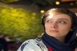 عکس خانوادگی رمانتیک یکتا ناصر سر سفره یلدا  + عکس