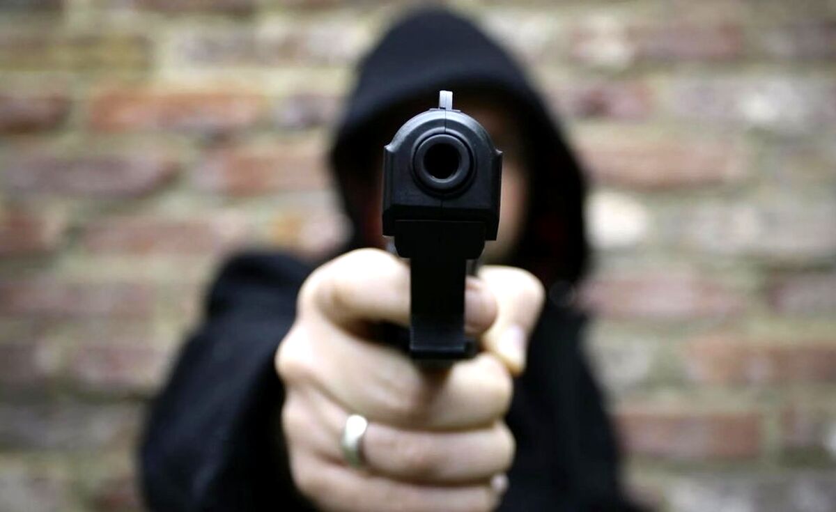 تیراندازی وحشتناک در میدان ونک تهران | کیف قاپی که هفت تیر کشید و به پلیس شلیک کرد +جزییات