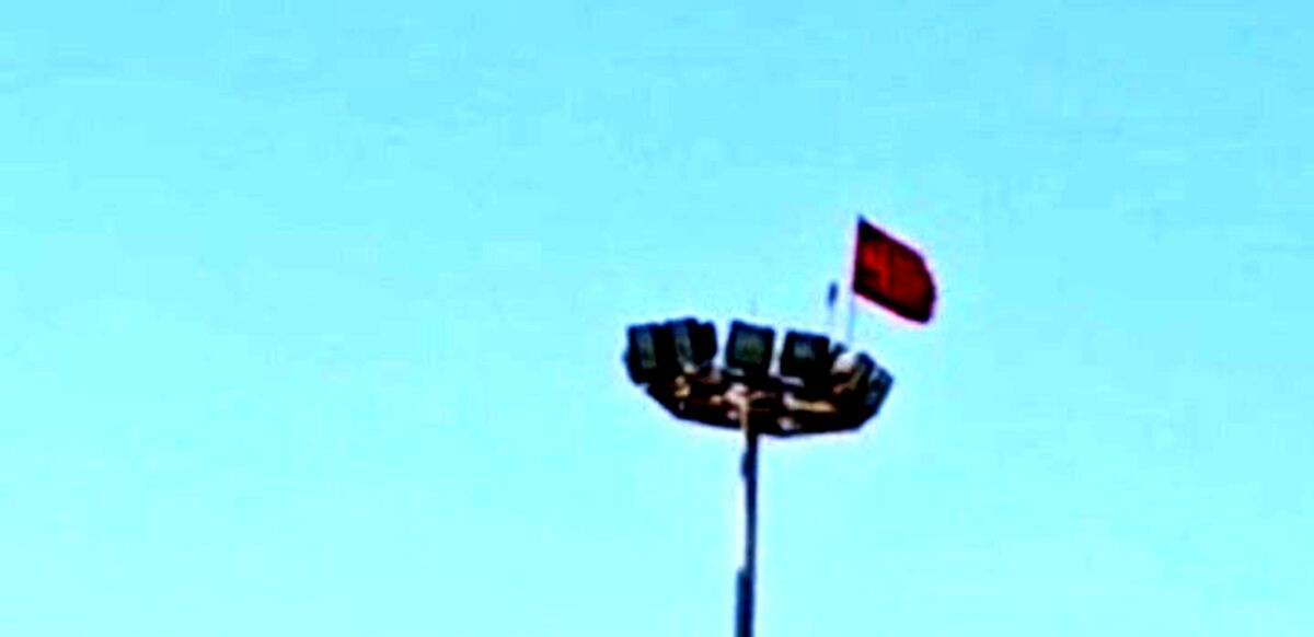  پرچم چین در قشم نصب شد؟+جزئیات 