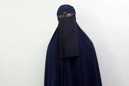 مرد زن نما مسابقات شطرنج جهان را شوکه کرد !