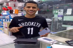 بازگشت مهدی قائدی به تهران با ماشین فوق لاکچری اش | تیپ میلیاردی مهدی قائدی با طرز عجیب نشستن در خودرو جنجالی شد! +عکس جنجالی 