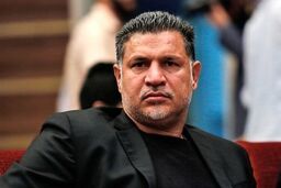فیلم متفاوت از مهمانی خاص علی دایی در ویلای شخصی اش | لحظه جالب پذیرایی علی دایی از مهمانان ویژه اش + فیلم