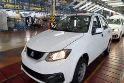 ریزش عجیب قیمت خودرو میلیاردی در بازار| خریداران خودرو لوکس غافلگیر شدند 