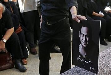 نوشته متفاوت رضا داوودنژاد برای روی سنگ قبرش | خواسته رضا داوودنژاد از 10 سال قبل + عکس