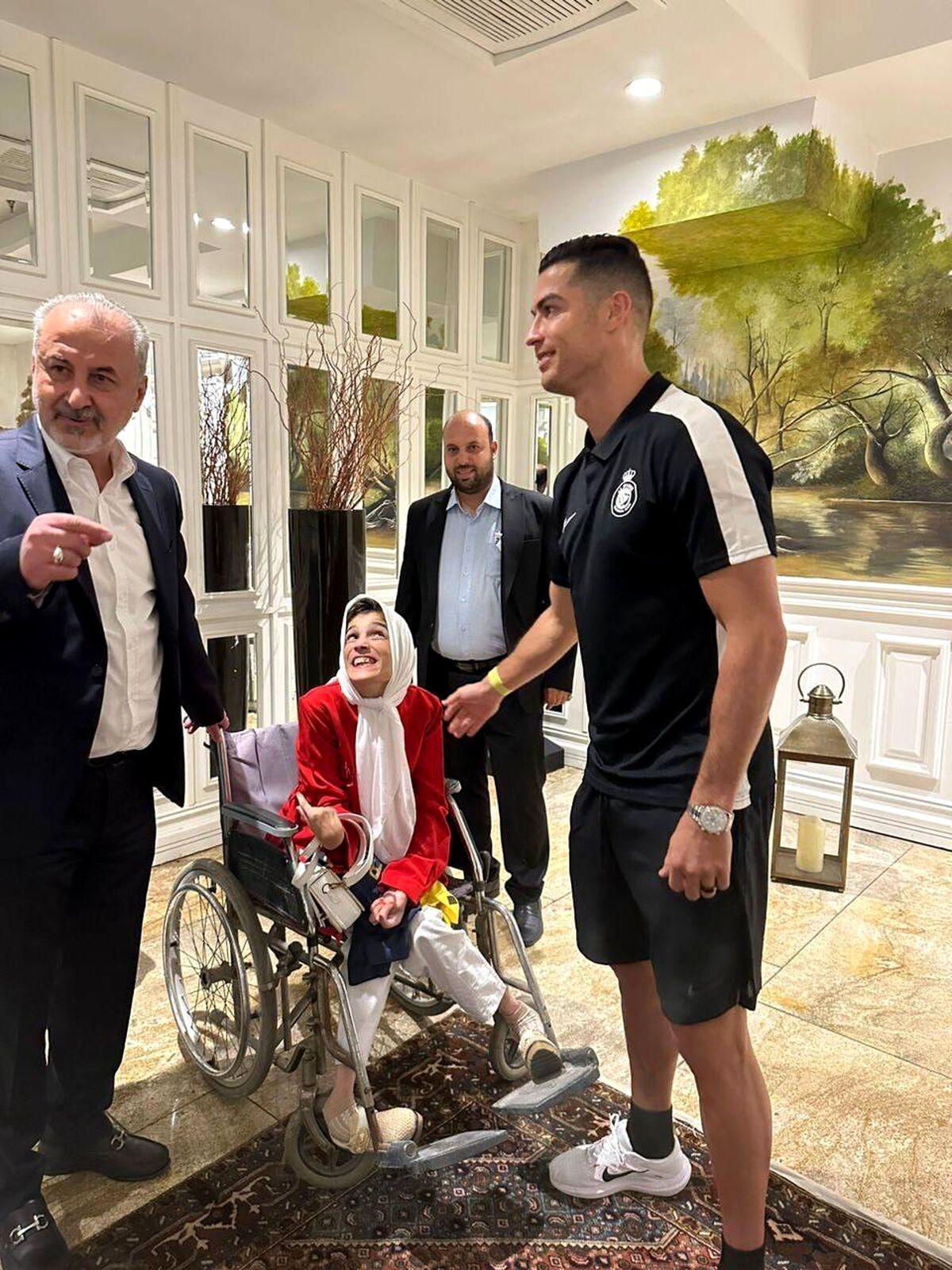 باشگاه پرسپولیس هدیه رونالدو را به برادر فاطمه پس داد
