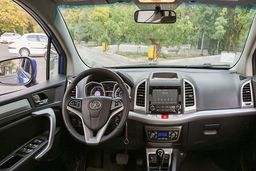 اقساطی خودرو شاسی‌بلند بخرید!/با قیمت کارخانه ای