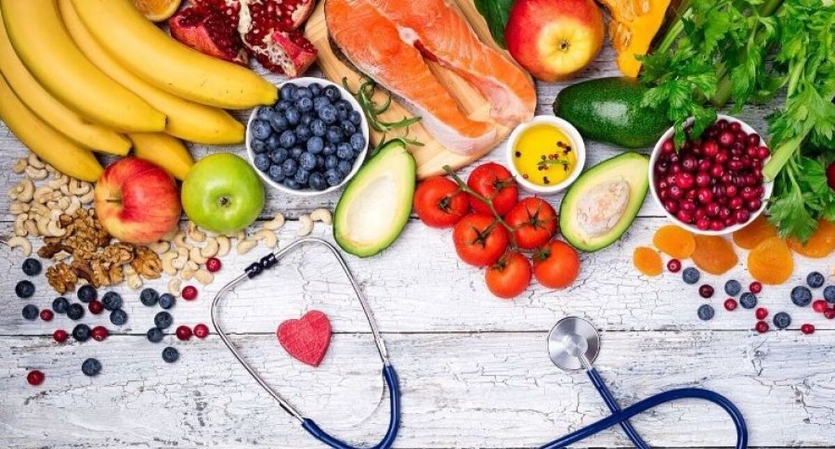 غلظت خون چه عوارضی دارد؟/برای نابودی غلظت خون چه بخوریم؟