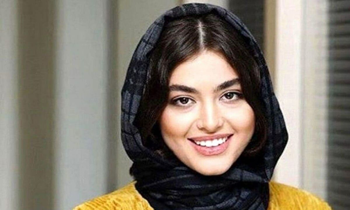 ریحانه پارسا در استانبول به قتل رسید