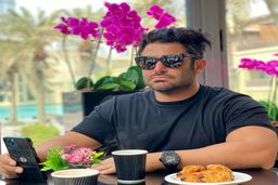 فیلم منتشره از خواستگاری شوکه کننده محمدرضا گلزار از بازیگر معروف زن | اختلاف سنی عجیب همه را متعجب کرد +فیلم