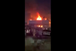 فیلم هولناک آتش سوزی در مراسم عروسی با ۱۱۴ کشته! | عروس و داماد کشته شدند