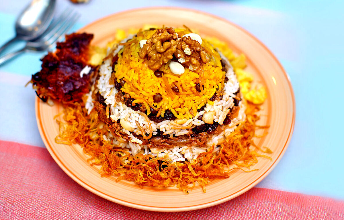 خوشمزه ترین پلوی آذری‌ها برای مهمانی ها | طرز تهیه رشته پلو خاص را از دست ندهید