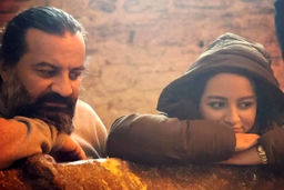 فحش دادن عجیب مهراب قاسم‌خانی به دخترش در رستوران | استوری جنجالی مهراب قاسم‌خانی +عکس