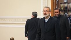 احتمال حضور لاریجانی در انتخابات+جزئیات بیشتر 