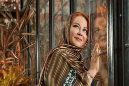 قربون صدقه رفتن بهاره رهنما برای گربه اش با لباس میلیاردی +عکس