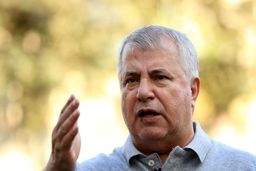 ماجرای ازدواج علی پروین وقتی رسانه ای شد!