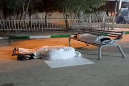 عکس جنجالی کادر بهداشتی