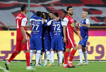 تصویری از معاونین رئیسی در حال تماشای دربی 100