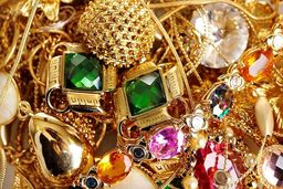 اگر قصد خرید طلا دارید ، بخوانید | چطور طلا بخریم که سود کنیم؟