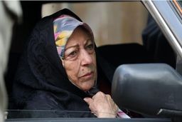 کار زیبای ثریا قاسمی | بازیگر مشهور کودک یتیم حادثه شاهچراغ را به فرزندی پذیرفت +عکس